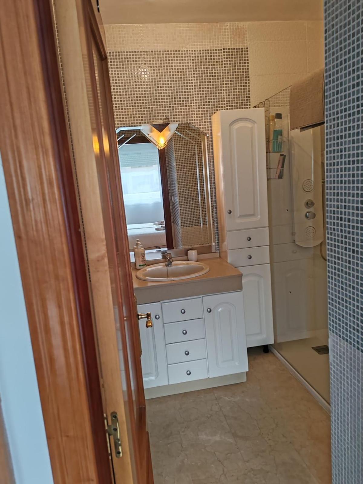 Seaview Apartment With Great Amenities & Facilities 베날마데나코스타 외부 사진